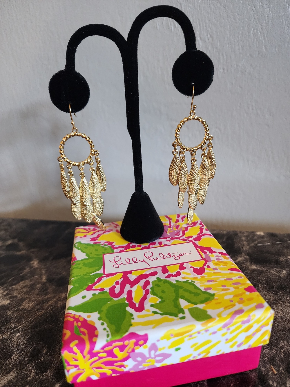 Lilly Pulitzer Gold Shell Drop Earrings